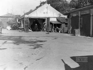 Помещение автогаража на 1-й Мытищенской улице, где происходила подшивка нового холста к панораме