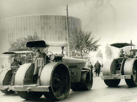 Проведение работ по благоустройству территории вокруг здания Музея